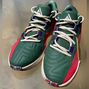 Nike Zoom Freak 5 NRG 'Keep It A Buck'. Excellent Condition Like New. Men’s 10.